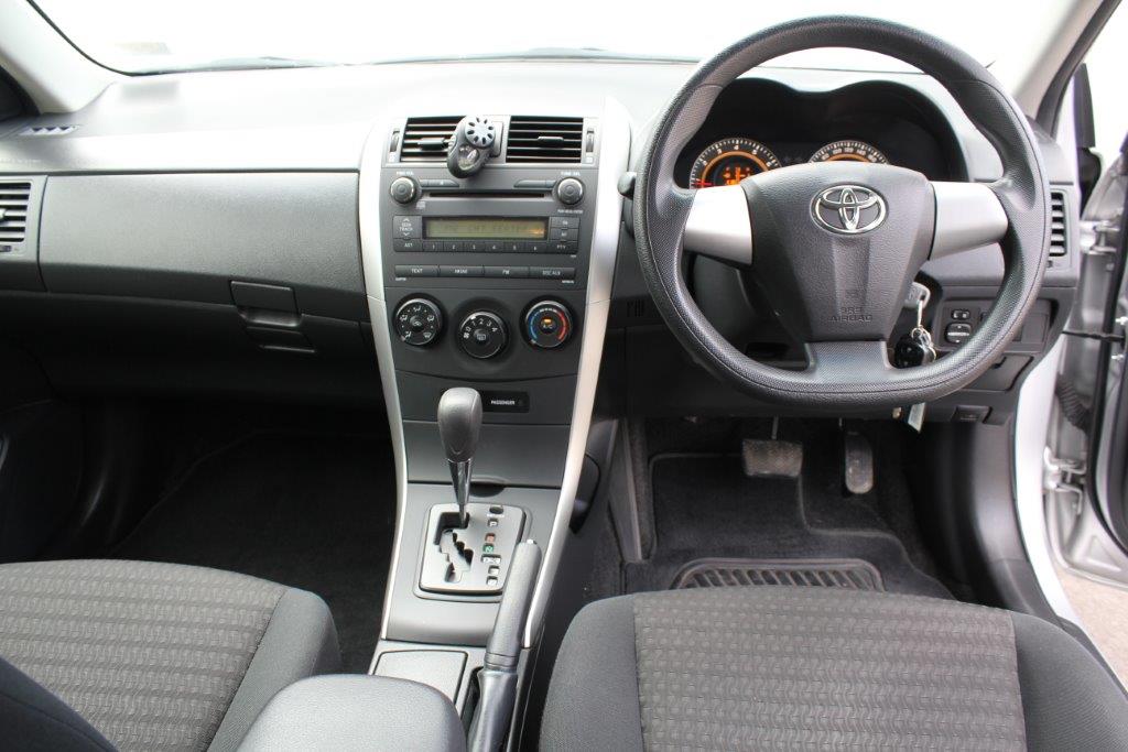 Toyota Corolla sedan 2013 for sale in Auckland