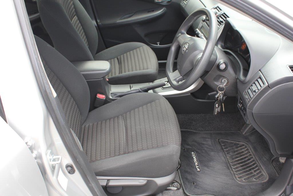 Toyota Corolla sedan 2013 for sale in Auckland