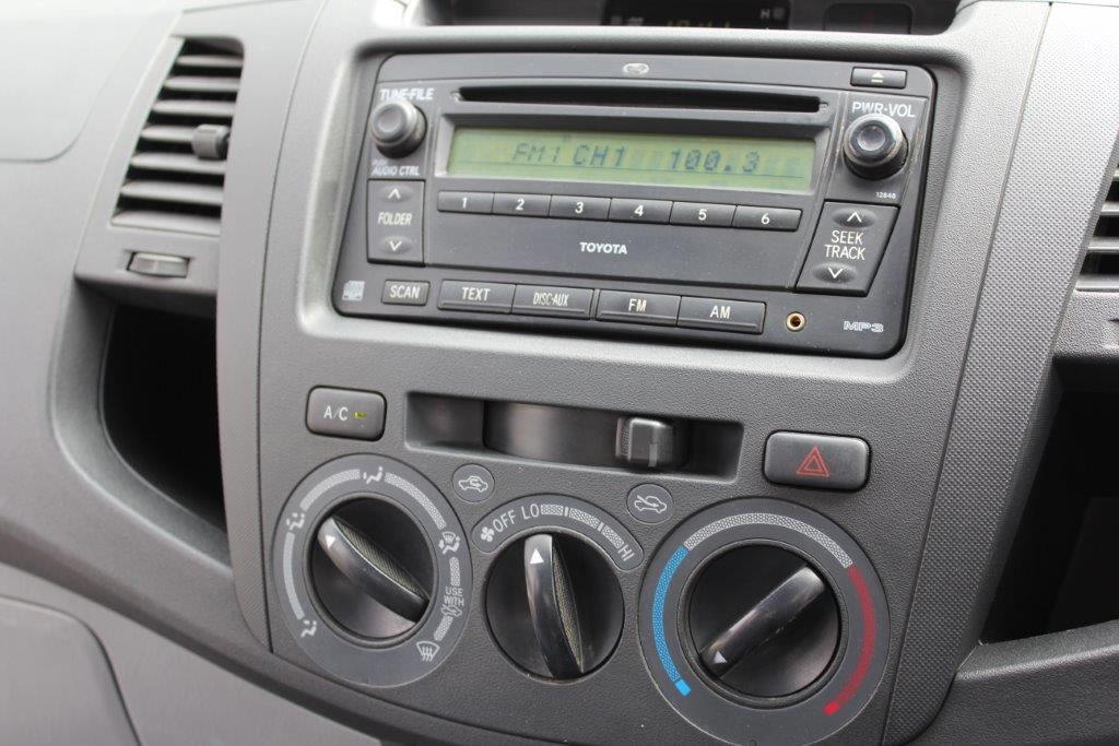 Toyota Hilux flatdeck 2wd 2008 for sale in Auckland