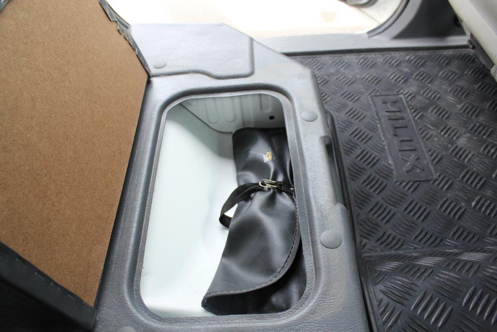 Toyota Hilux flatdeck 2wd 2008 for sale in Auckland