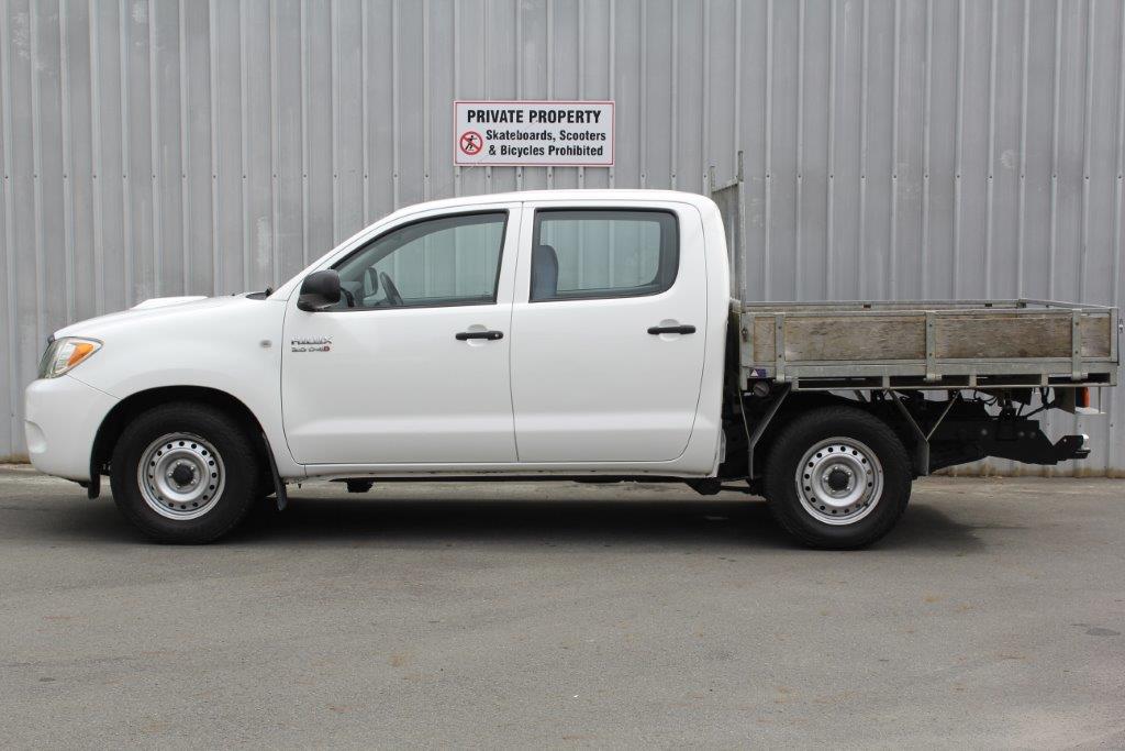 Toyota Hilux flatdeck 2wd 2008 for sale in Auckland