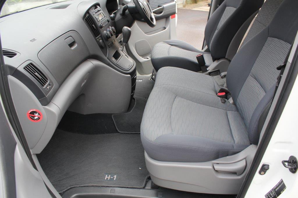 Hyundai H1 MINIBUS - 11 SEATER 2009 for sale in Auckland