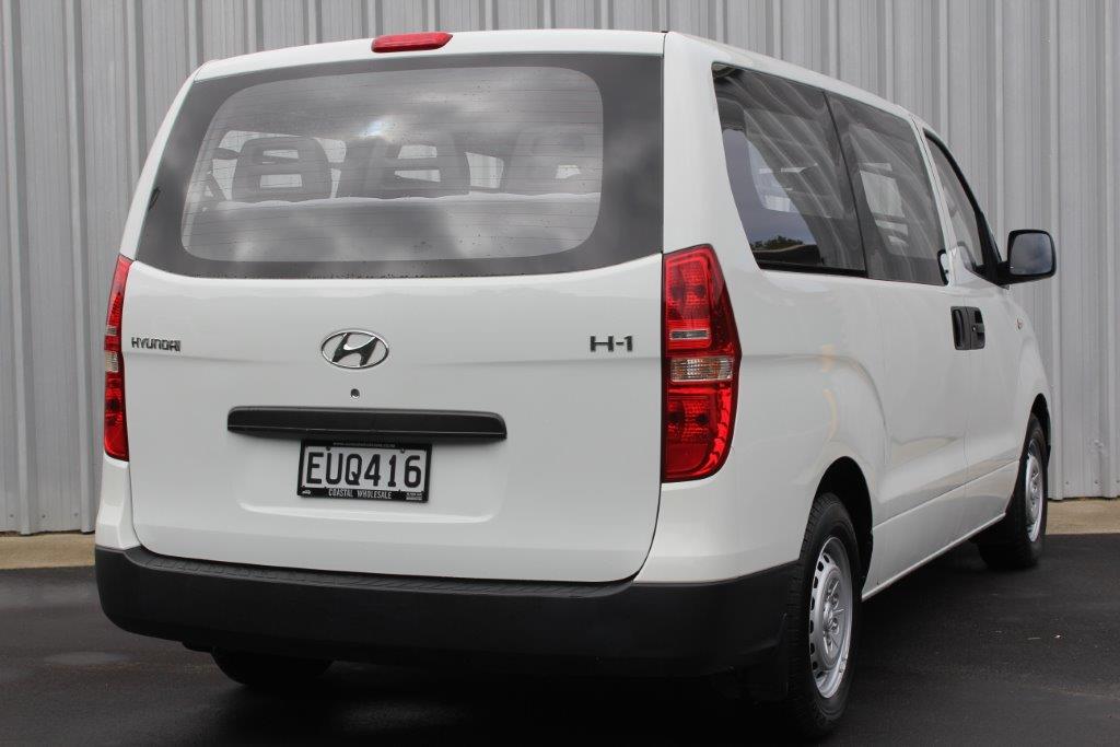 Hyundai H1 MINIBUS - 11 SEATER 2009 for sale in Auckland