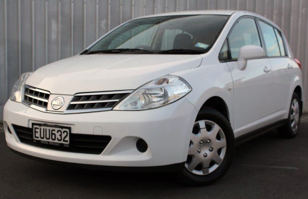 Nissan Tiida hatchback 2009 for sale in Auckland