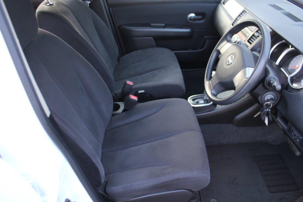 Nissan Tiida hatchback 2009 for sale in Auckland