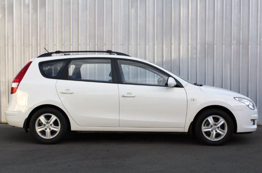 Hyundai i30 WAGON DIESEL 2010 for sale in Auckland