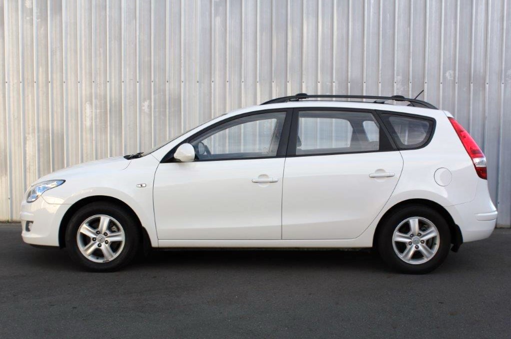 Hyundai i30 WAGON DIESEL 2010 for sale in Auckland