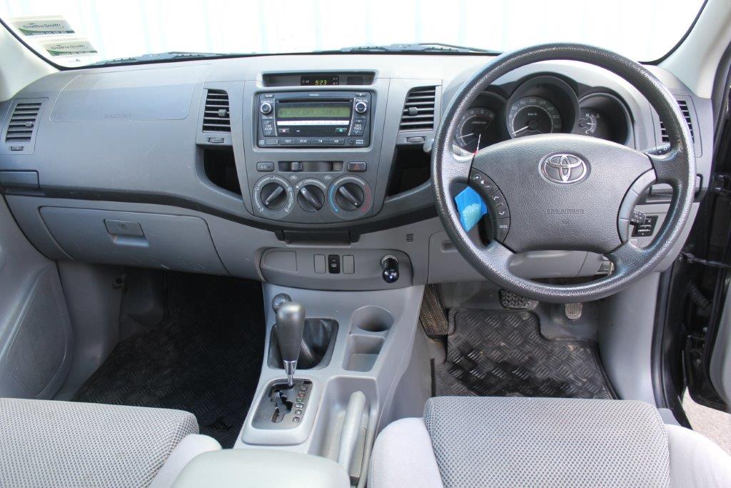 Toyota HILUX 4WD 2011 for sale in Auckland