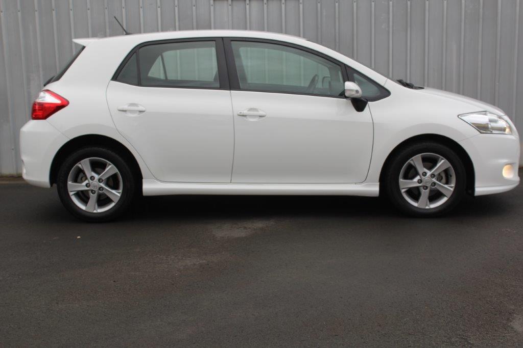 Toyota COROLLA GLX HATCH 2011 for sale in Auckland