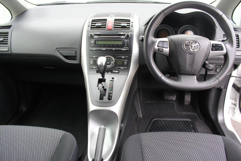 Toyota COROLLA GLX HATCH 2011 for sale in Auckland