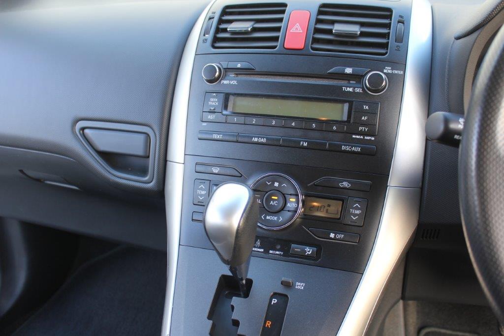 Toyota COROLLA GLX HATCH 2011 for sale in Auckland