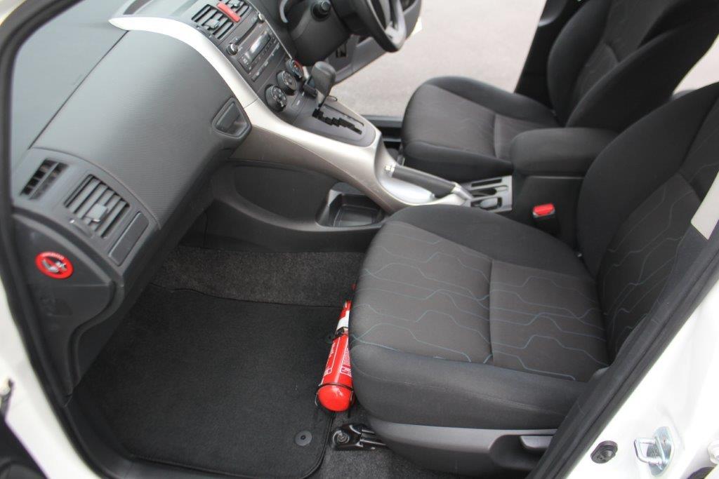 Toyota Corolla GX HATCH 2011 for sale in Auckland