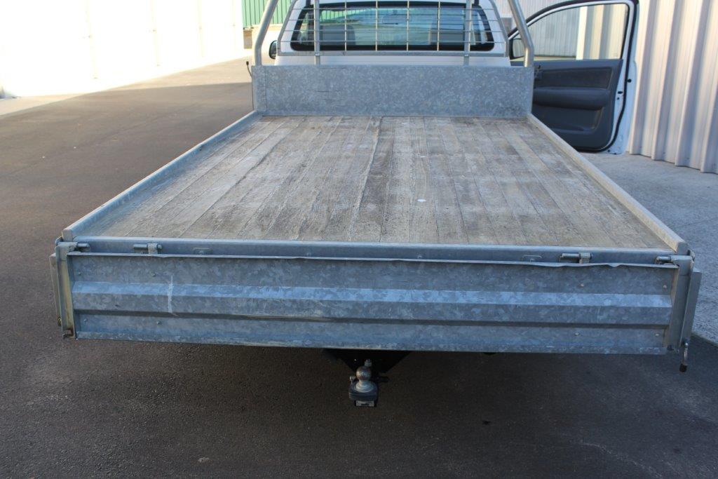 Toyota HILUX 2WD FLATDECK SINGLE CAB 2011 for sale in Auckland