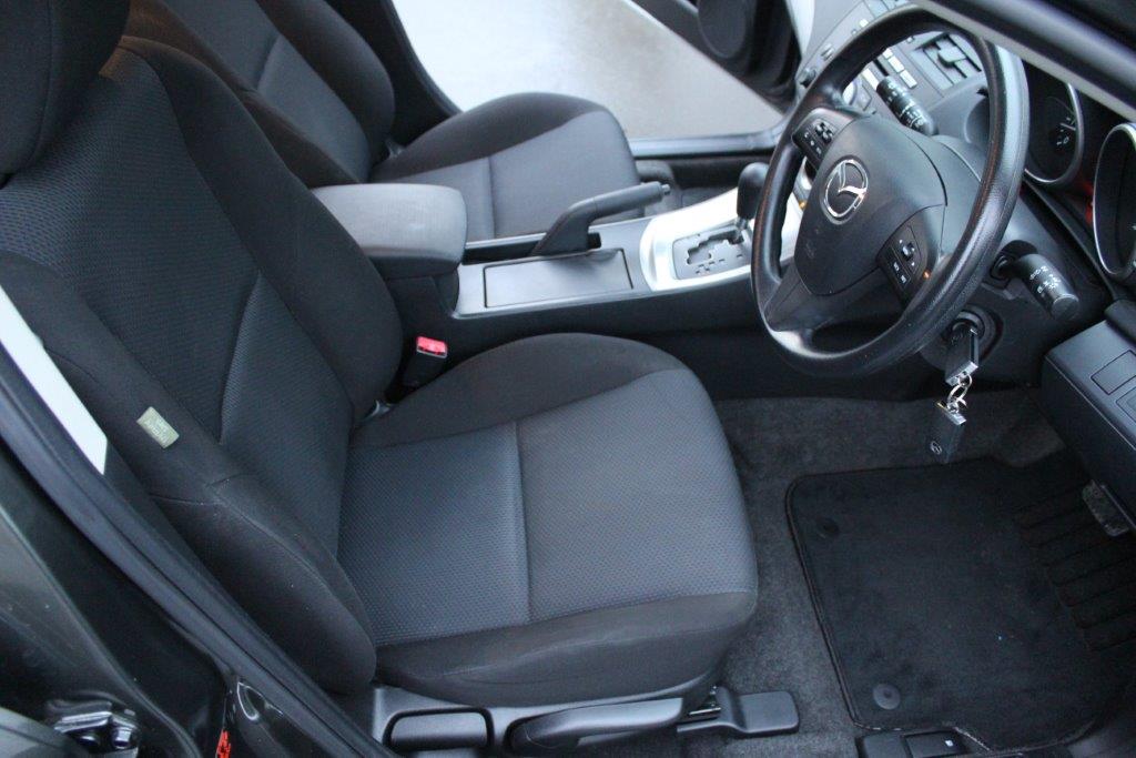 Mazda 3 GLX HATCH 2011 for sale in Auckland