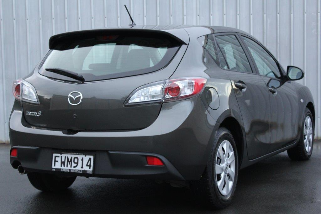 Mazda 3 GLX HATCH 2011 for sale in Auckland