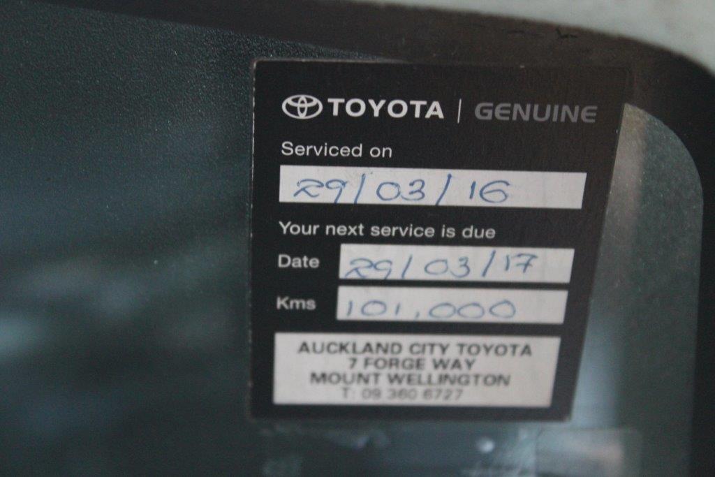 Toyota HILUX CAB PLUS DIESEL 2011 for sale in Auckland