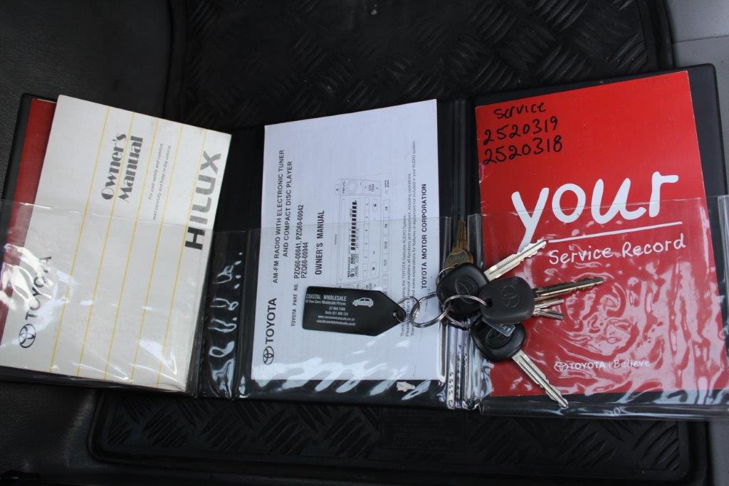 Toyota HILUX CAB PLUS DIESEL 2011 for sale in Auckland