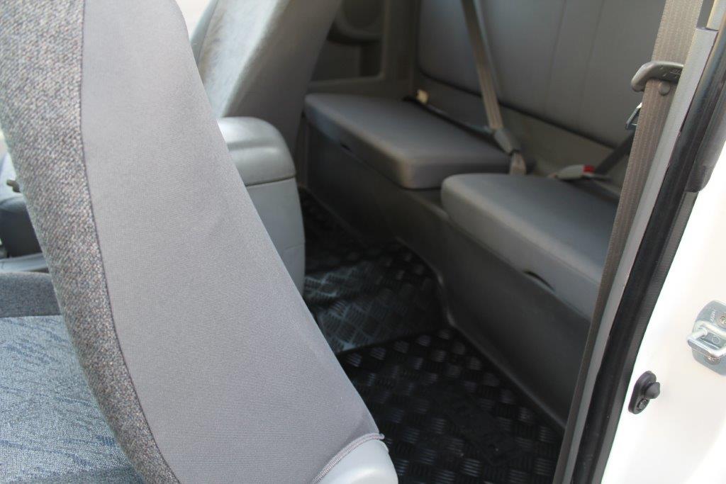 Toyota HILUX CAB PLUS DIESEL 2011 for sale in Auckland