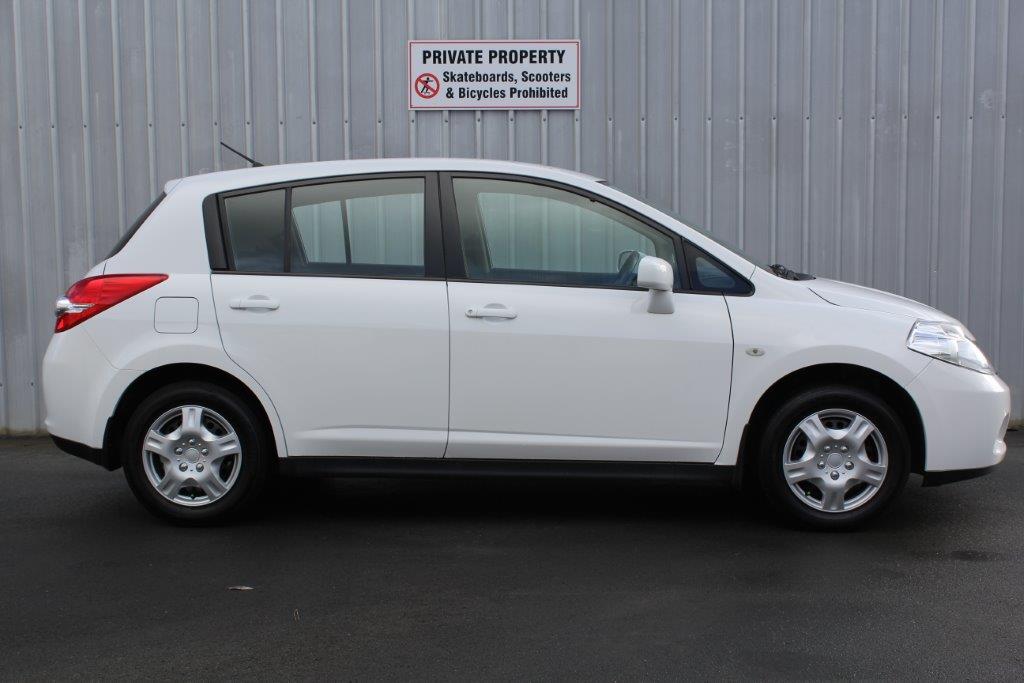 Nissan Tiida TI HATCH AUTO 2011 for sale in Auckland