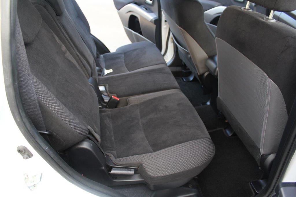 Mitsubishi Outlander LS 7 SEATER 2011 for sale in Auckland