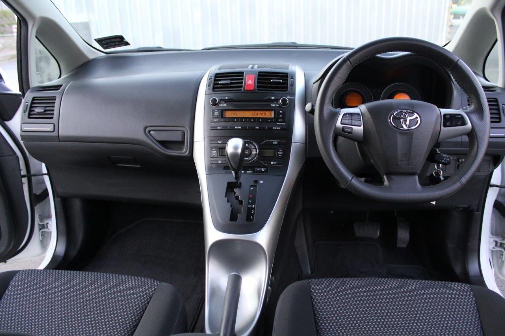 Toyota COROLLA GLX HATCH 2011 for sale in Auckland