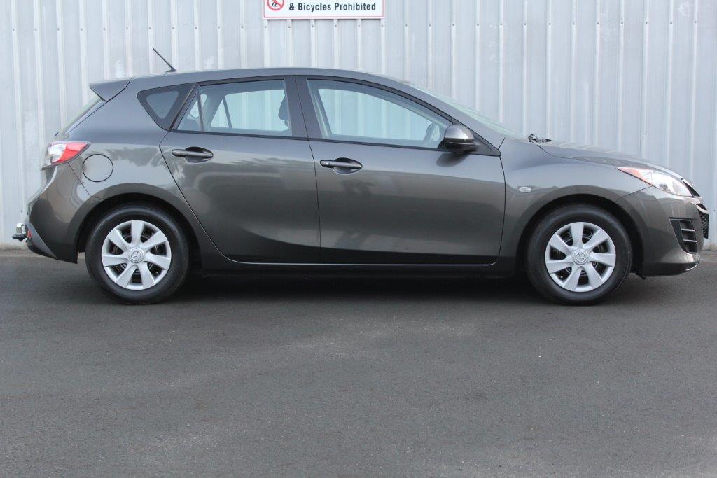 Mazda 3 GLX HATCH 2011 for sale in Auckland