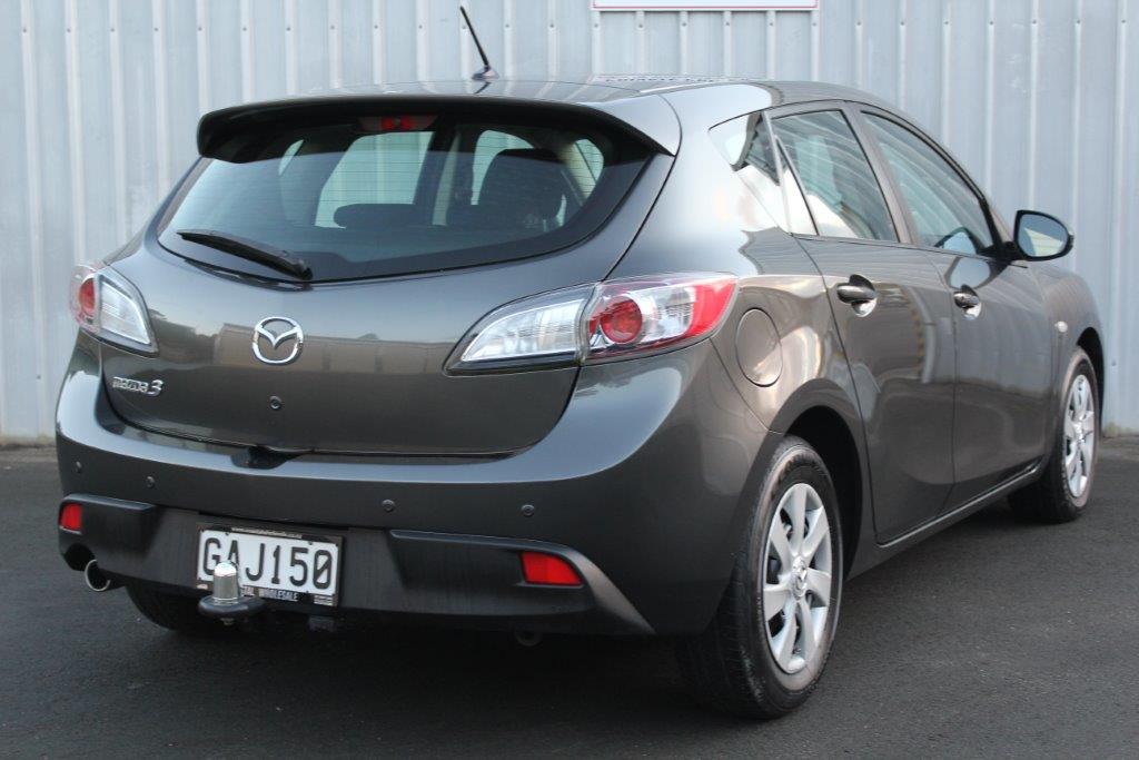 Mazda 3 GLX HATCH 2011 for sale in Auckland