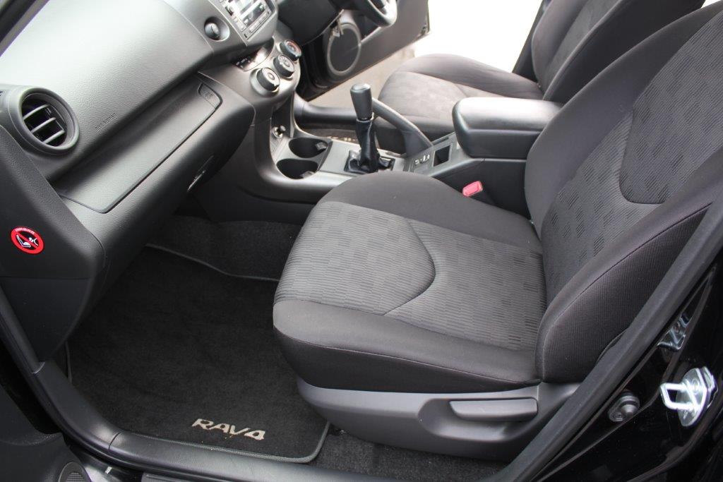Toyota RAV 4 4WD 2011 for sale in Auckland