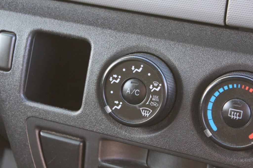 Toyota HIACE ZL 2011 for sale in Auckland