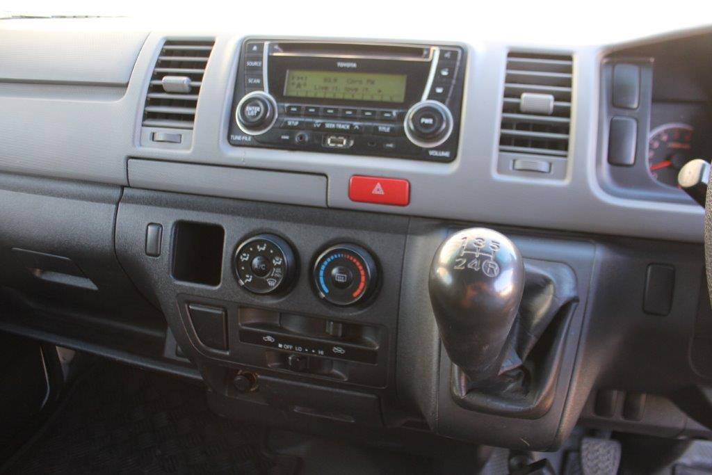 Toyota HIACE ZL 2011 for sale in Auckland