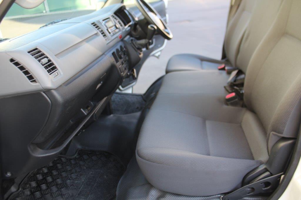 Toyota HIACE ZL 2011 for sale in Auckland