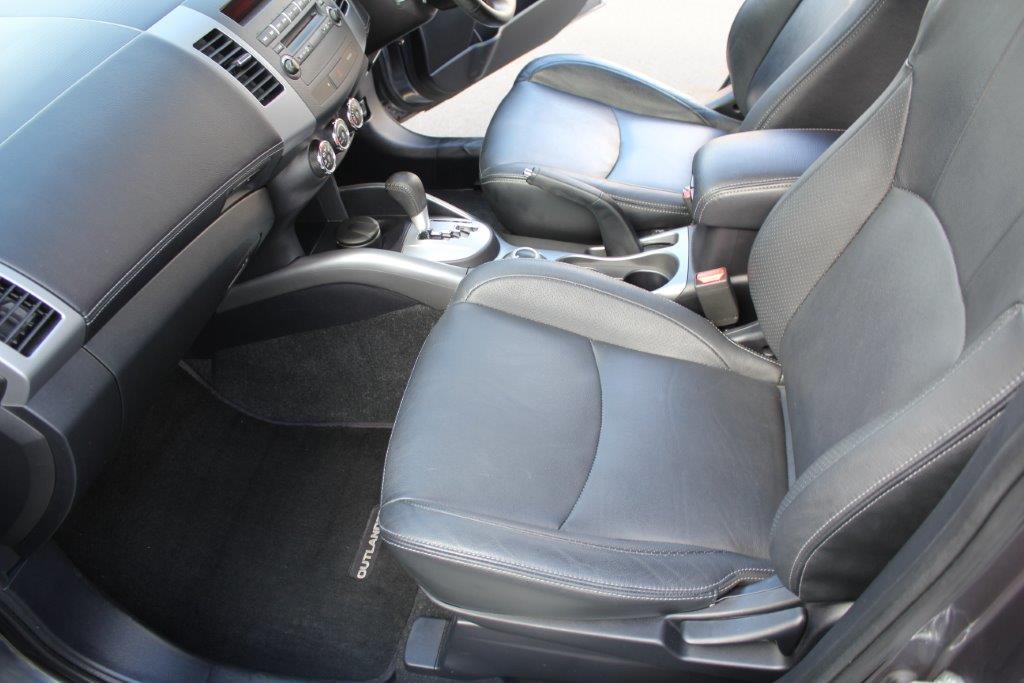 Mitsubishi Outlander VRX 2011 for sale in Auckland