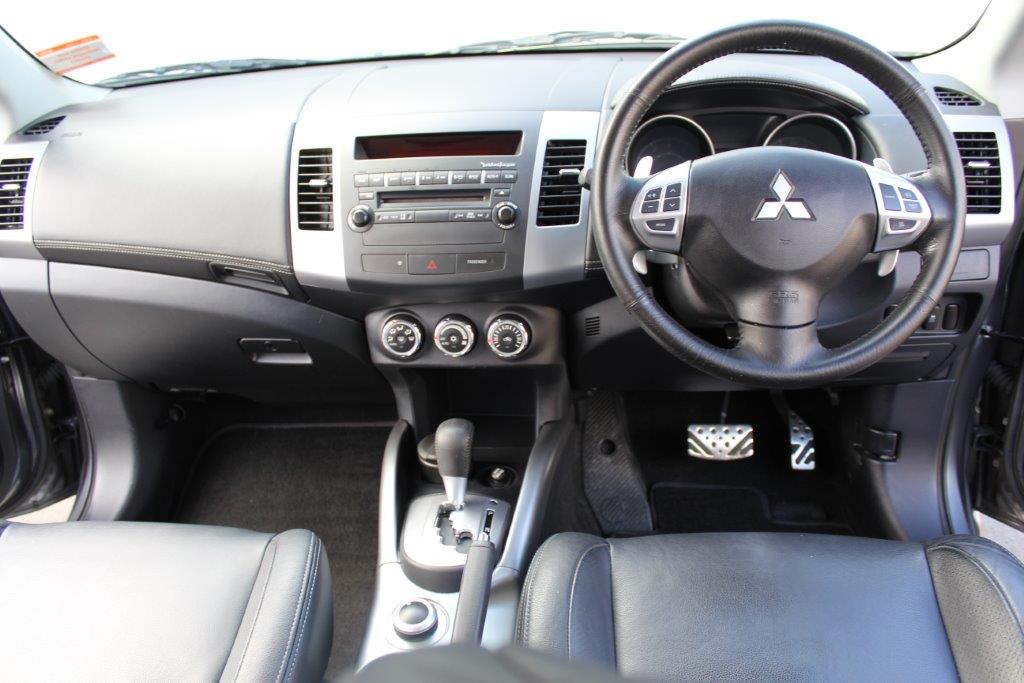 Mitsubishi Outlander VRX 2011 for sale in Auckland