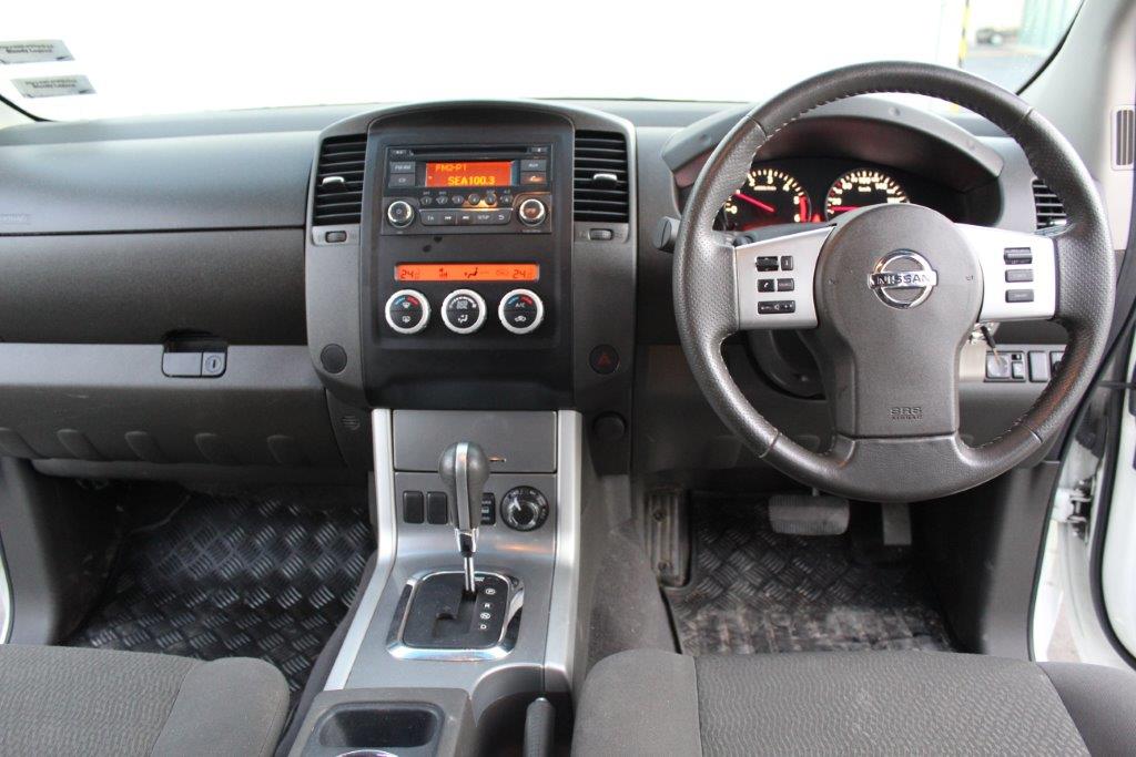 Nissan NAVARA 550 ST-X 4WD 2012 for sale in Auckland
