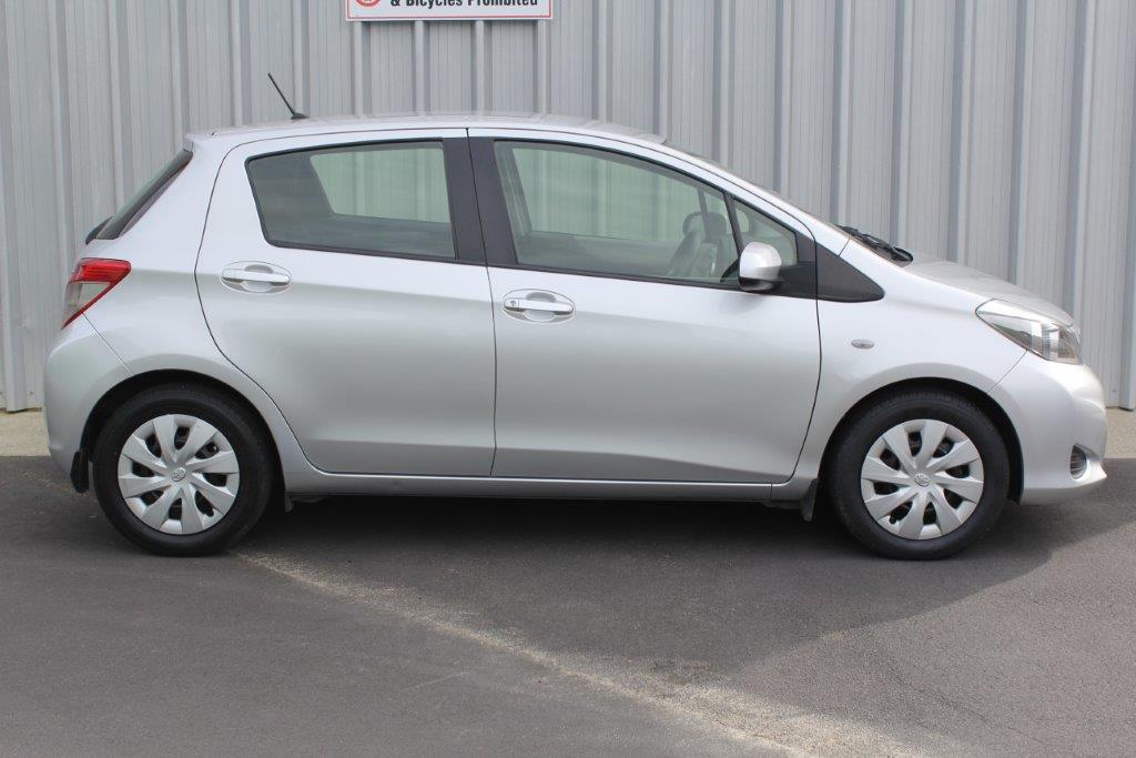 Toyota YARIS YR HATCH 2012 for sale in Auckland