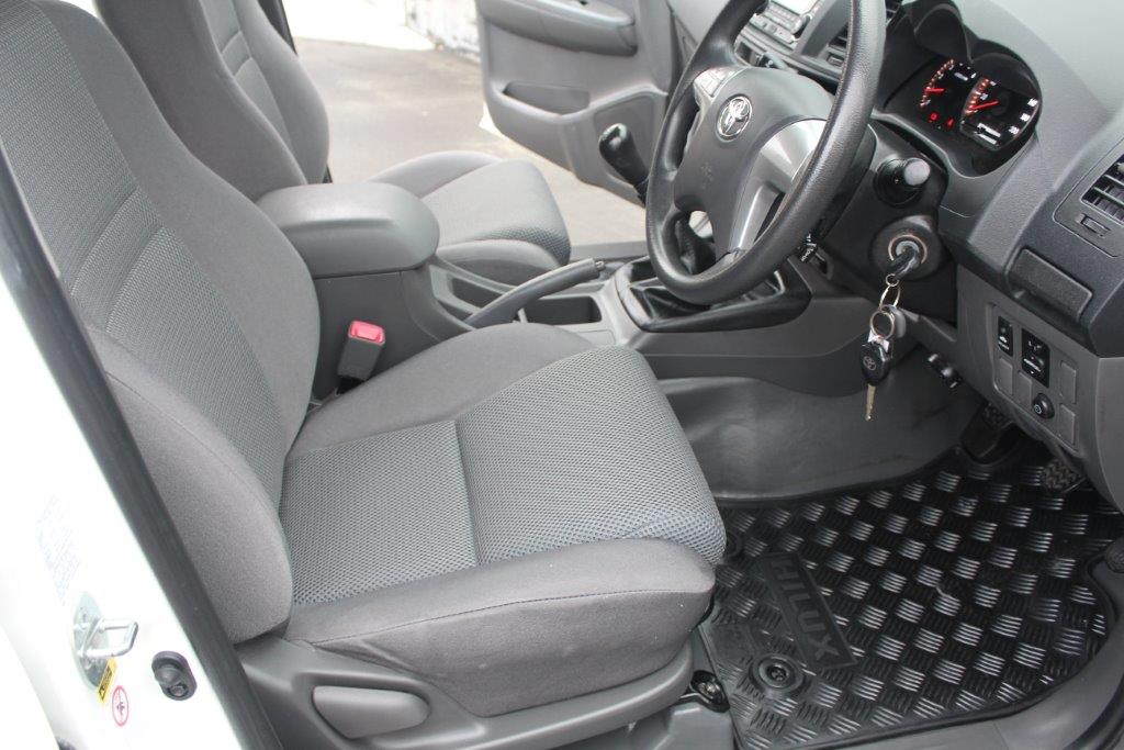 Toyota Hilux 4WD 2012 for sale in Auckland