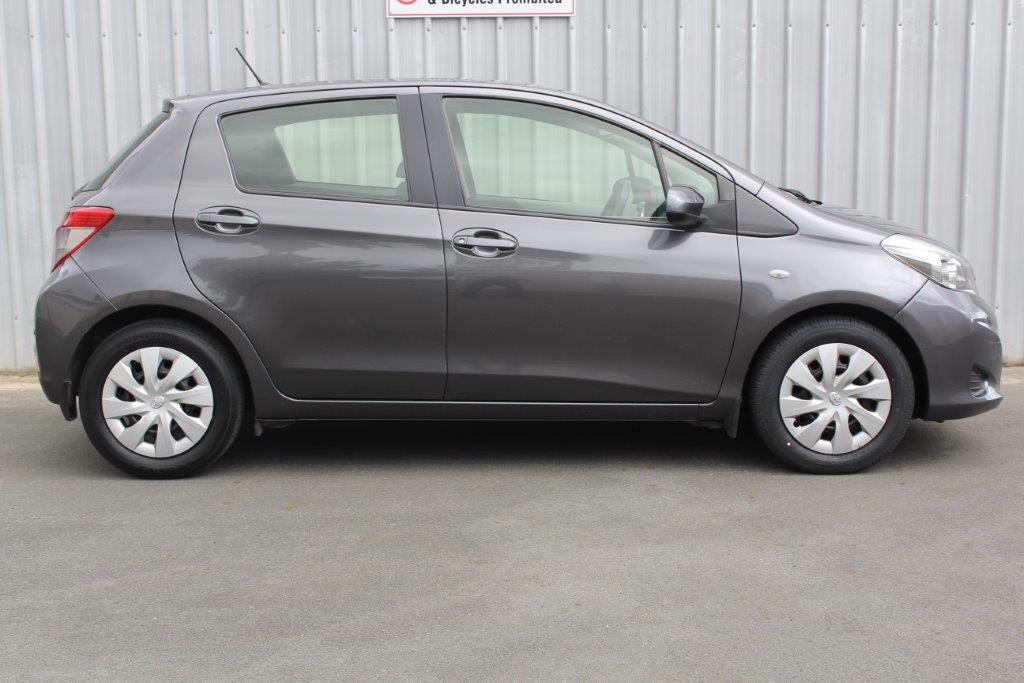 Toyota Yaris YR 2013 for sale in Auckland