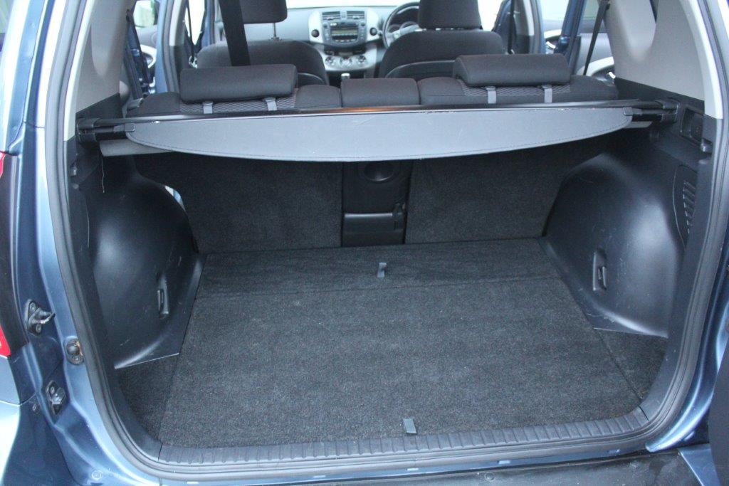 Toyota RAV4 4WD DIESEL MANUAL 2012 for sale in Auckland