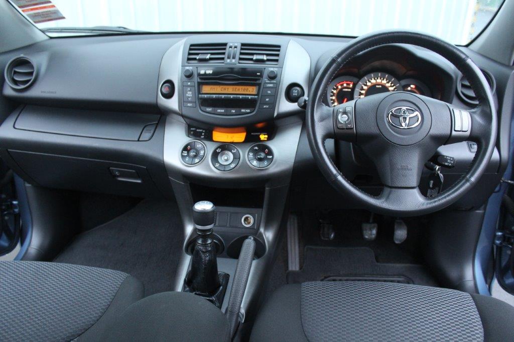 Toyota RAV4 4WD DIESEL MANUAL 2012 for sale in Auckland