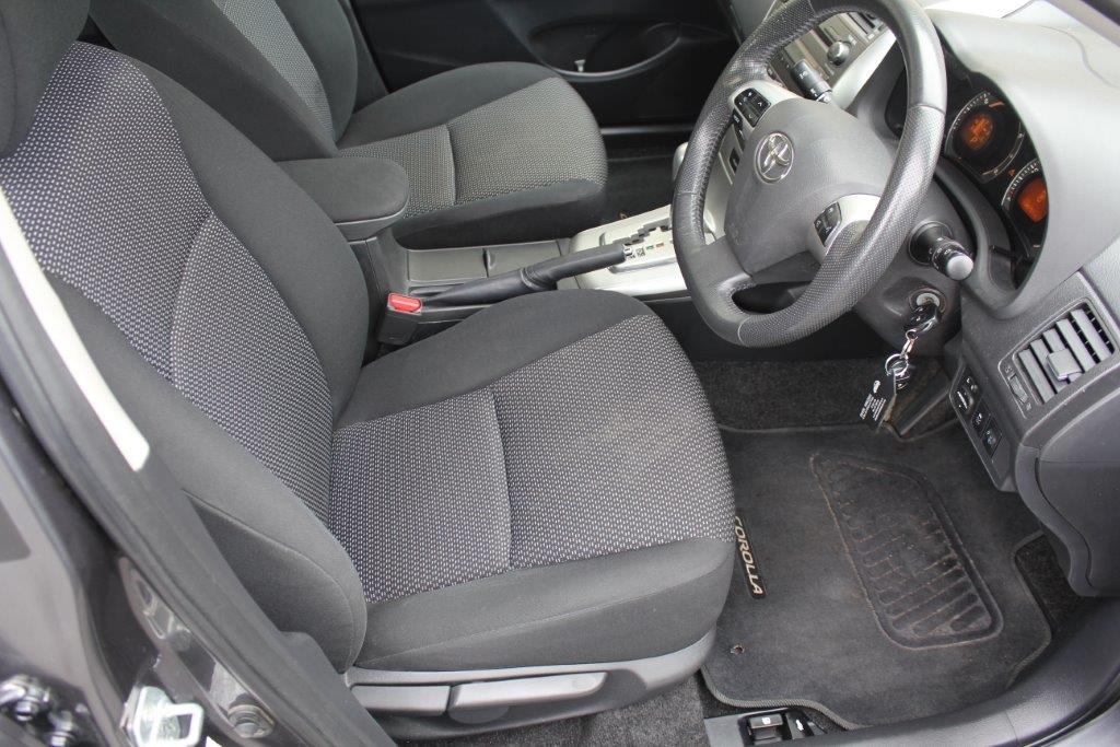 Toyota GLX SEDAN 2012 for sale in Auckland