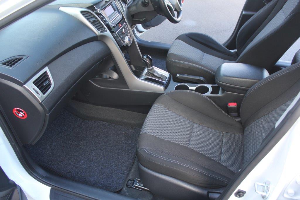 Hyundai i30 DIESEL CRDI 2012 for sale in Auckland