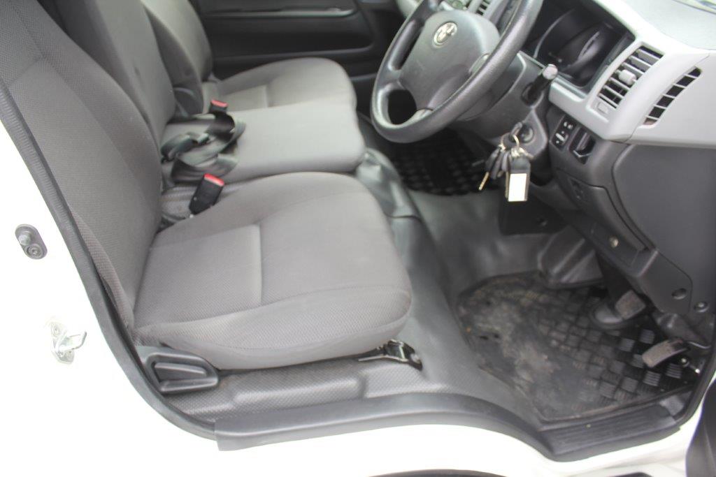 Toyota HIACE ZL AUTO 2012 for sale in Auckland