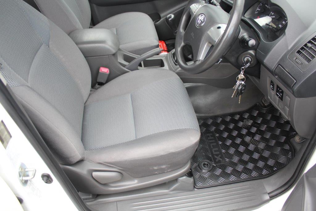 Toyota Hilux 2WD ute 2012 for sale in Auckland