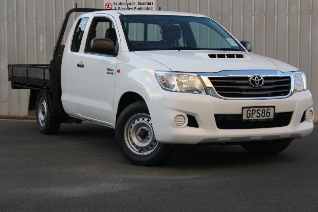 Toyota Hilux 2WD FLATDECK EXTRA CAB 2012 for sale in Auckland