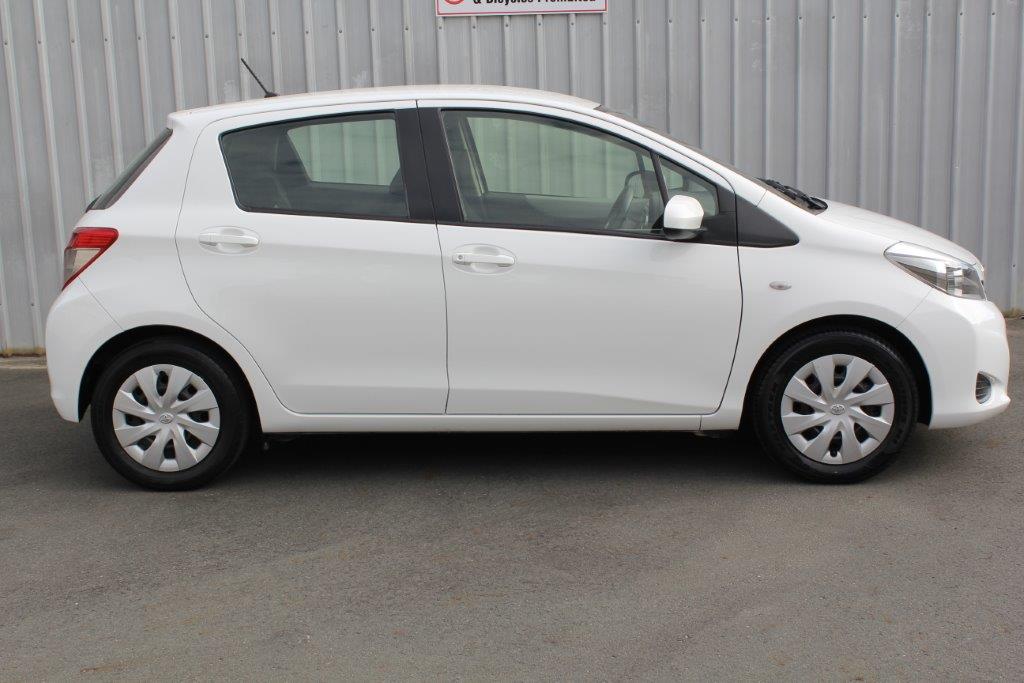 Toyota YARIS YR 2013 for sale in Auckland