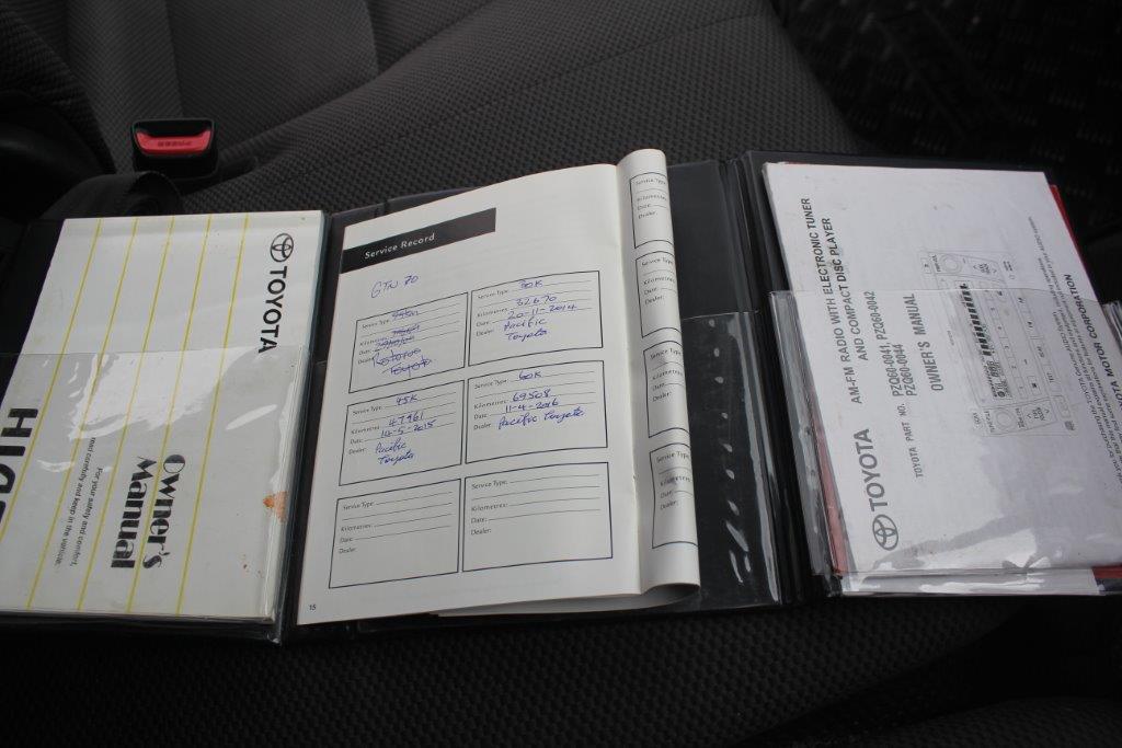 Toyota HIACE ZL 3.0 DIESEL 2013 for sale in Auckland