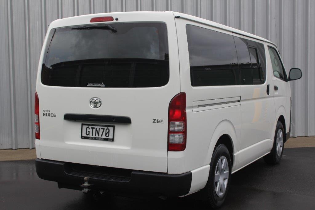 Toyota HIACE ZL 3.0 DIESEL 2013 for sale in Auckland