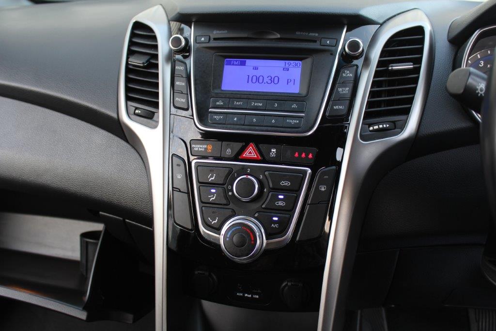 Hyundai i30 WAGON 2013 for sale in Auckland