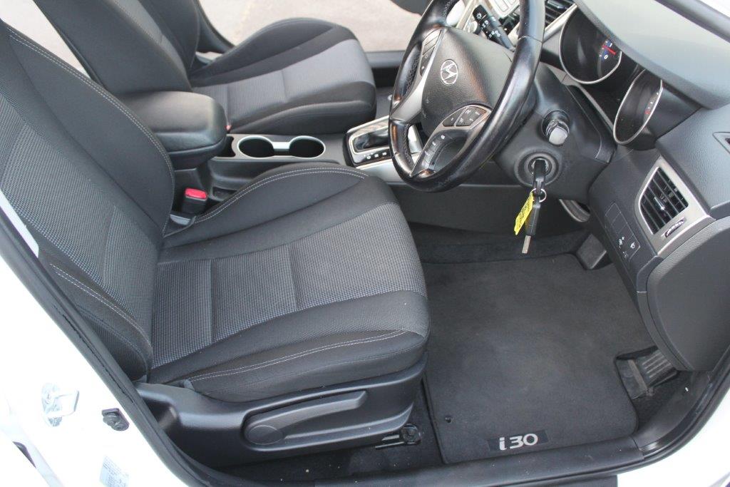 Hyundai i30 WAGON 2013 for sale in Auckland