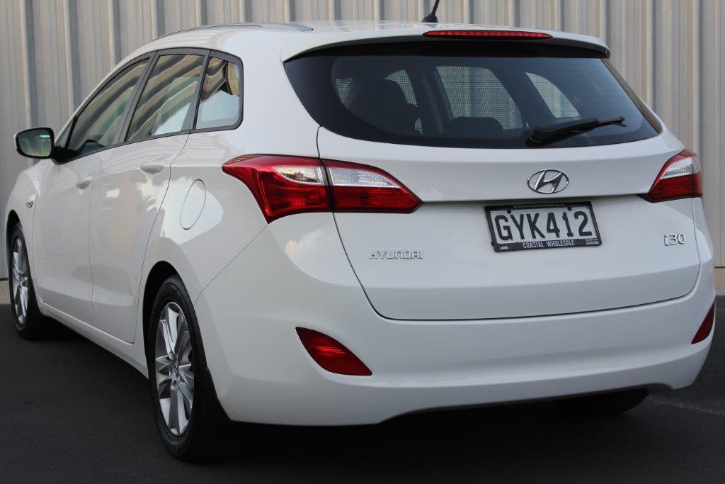 Hyundai i30 WAGON 2013 for sale in Auckland